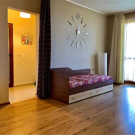 Apartment Veleka Place Sinemoretz