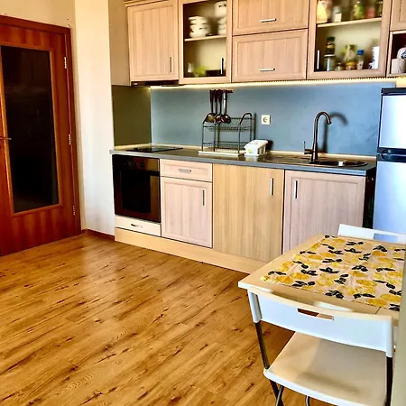 Veleka Place 辛尼莫雷特