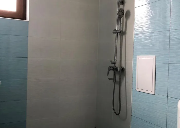 Veleka Place * Szinemorec