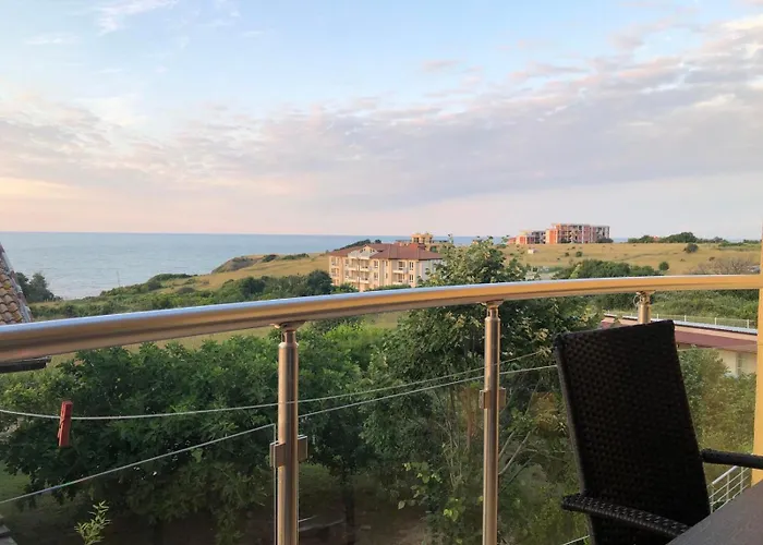 Veleka Place Szinemorec